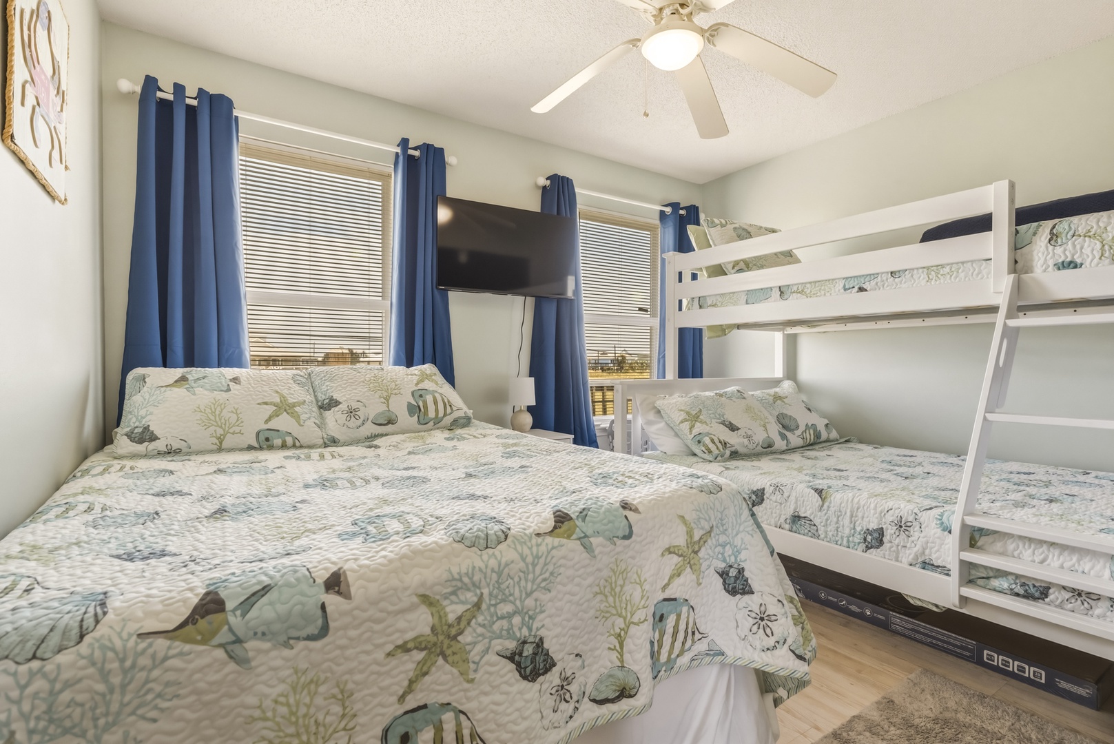 Sea Glass Property Photo